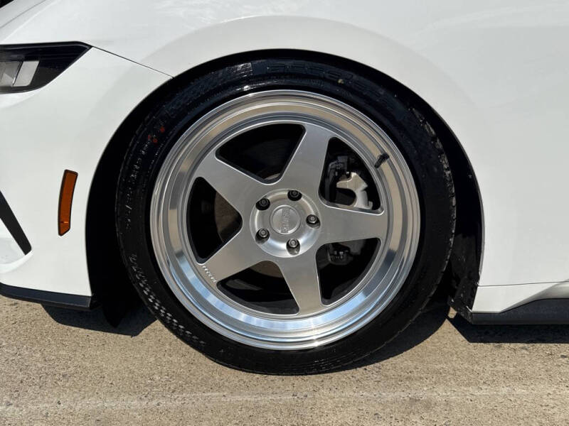 2024 Ford Mustang EcoBoost