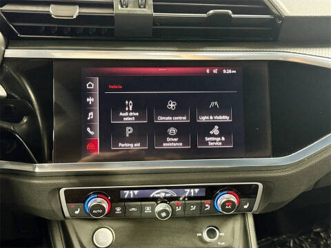 2020 Audi Q3 quattro S line Premium 45 TFSI