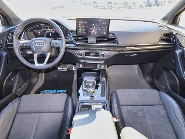 2022 Audi SQ5 3.0T quattro Premium Plus