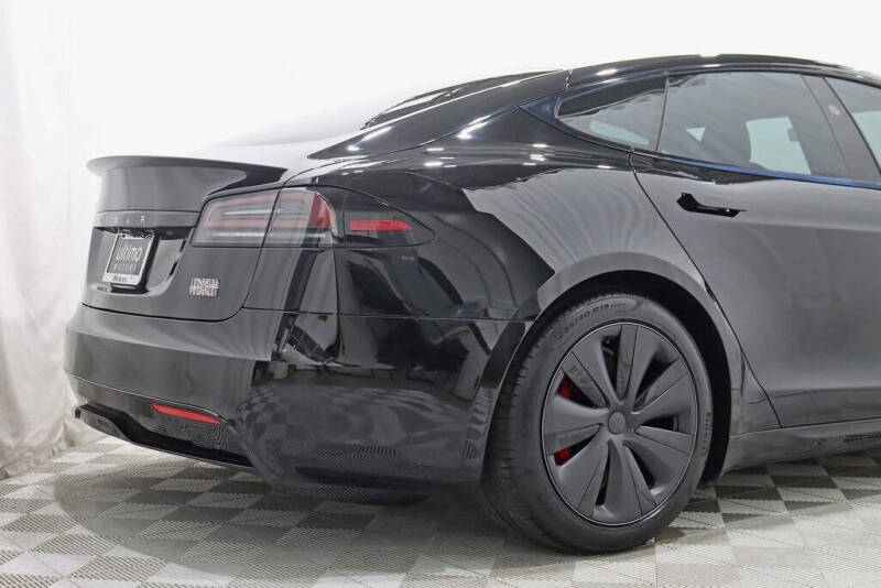 2023 Tesla Model S Plaid
