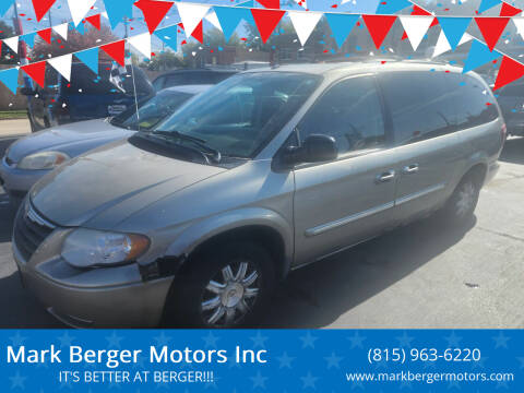 2006 Chrysler Town and Country for sale at Mark Berger Motors Inc in Rockford IL