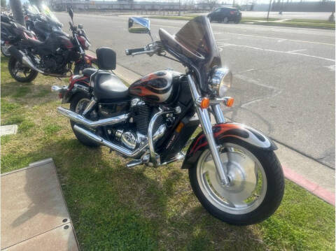 2005 Honda Shadow Sabre VT1100C25 for sale at Dealers Choice Inc in Farmersville CA