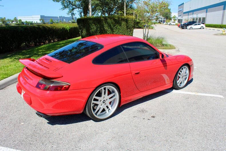2003 Porsche 911 Carrera
