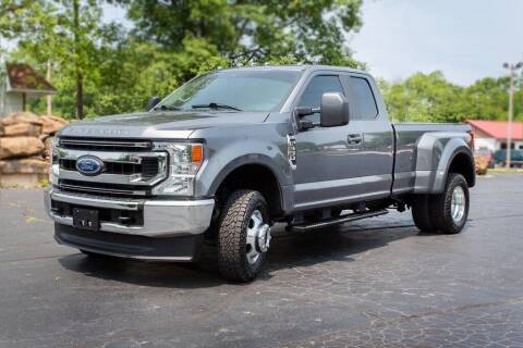 2021 Ford F-350 Super Duty for sale at CROSSROAD MOTORS in Caseyville IL