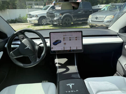 2019 Tesla Model 3 Standard Range Plus