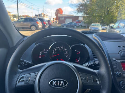 2011 Kia Soul +