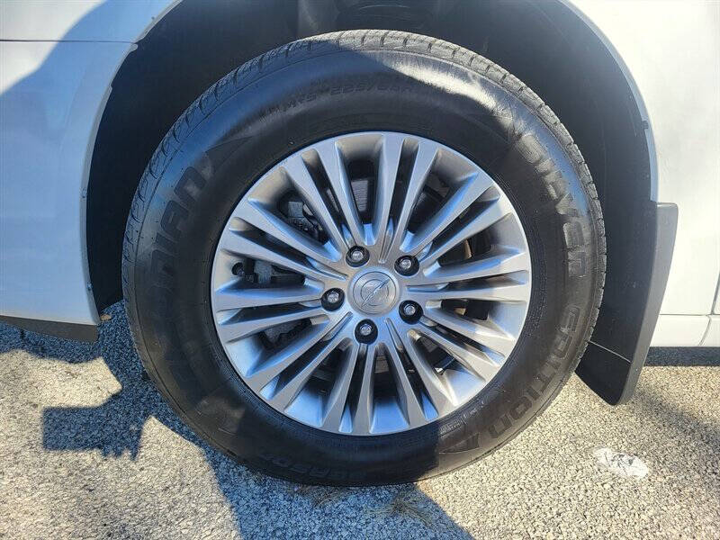 2016 Chrysler Town and Country Touring-L