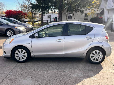 2012 Toyota Prius c Two