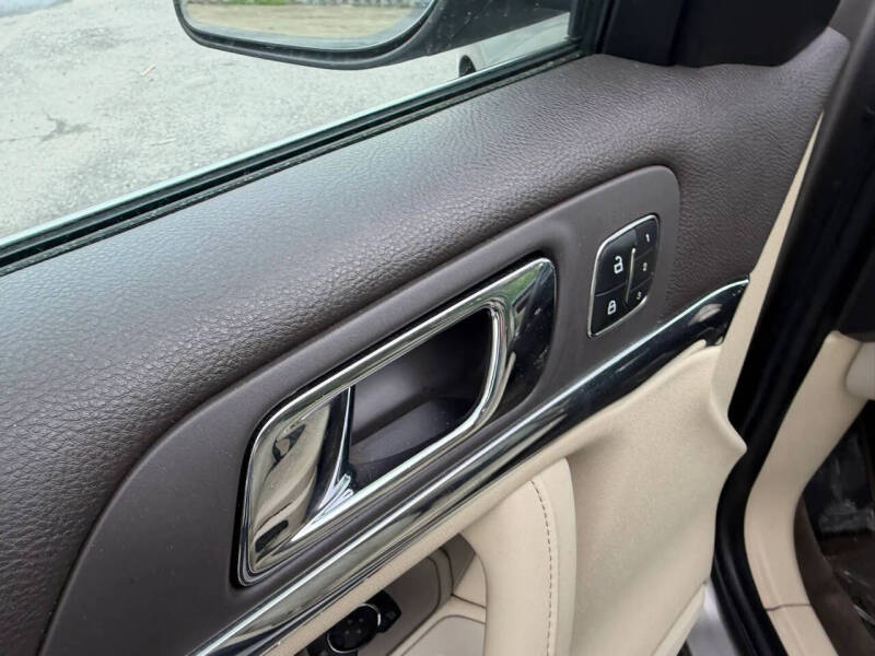 2016 Lincoln MKS