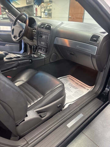 2002 Ford Thunderbird Deluxe