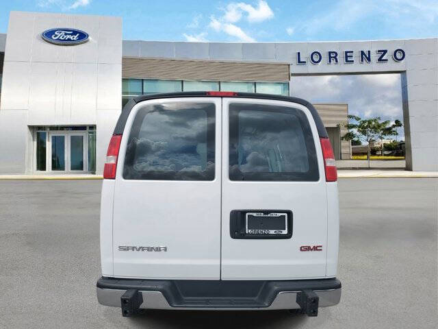 2023 GMC Savana 2500