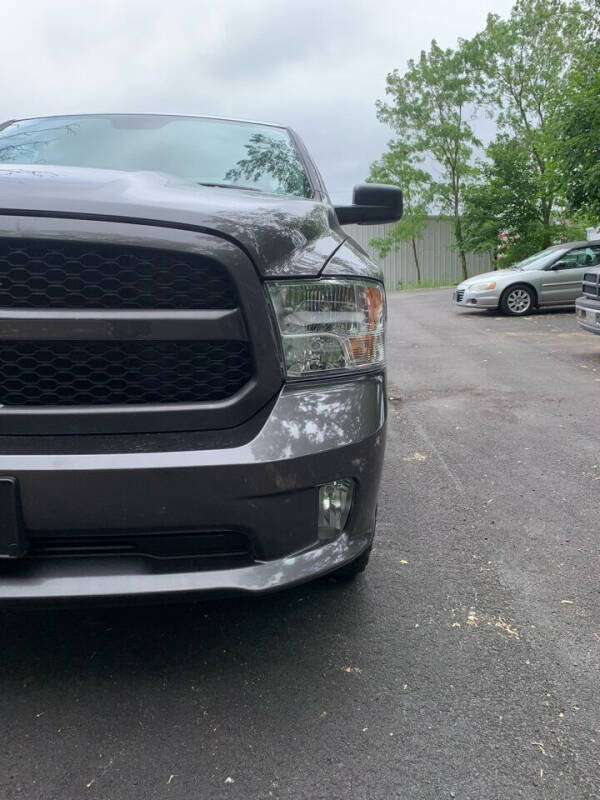 2018 RAM Ram 1500 Pickup Express photo 23