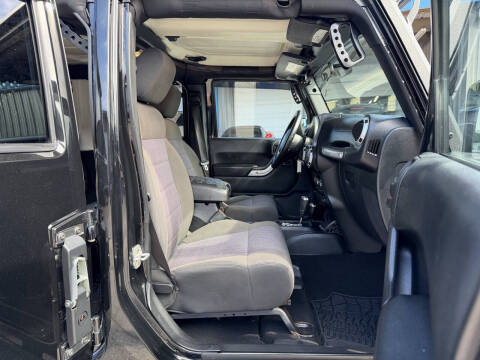 2012 Jeep Wrangler Unlimited Sahara