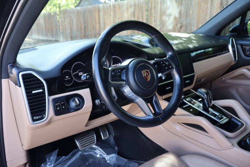 2019 Porsche Cayenne S