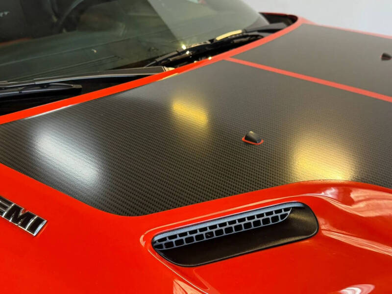 2008 Dodge Challenger SRT8