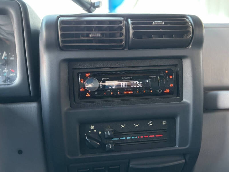 1998 Jeep Wrangler SE