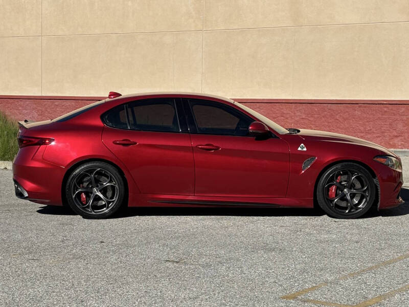 2017 Alfa Romeo Giulia Quadrifoglio