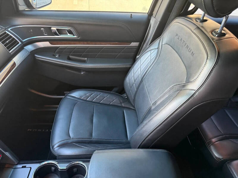 2016 Ford Explorer Platinum