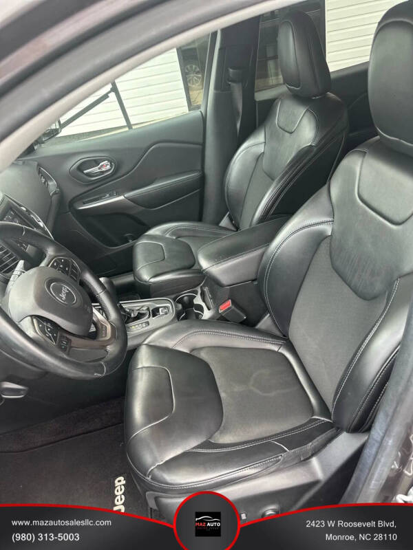 2019 Jeep Cherokee Latitude Plus