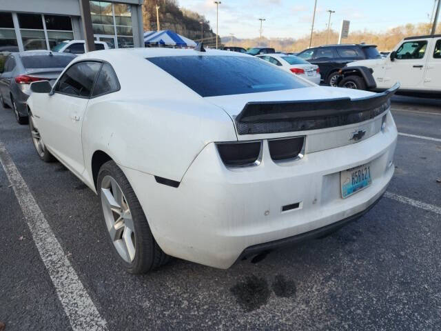 Used 2010 Chevrolet Camaro 2LT with VIN 2G1FC1EV8A9188942 for sale in Hazard, KY