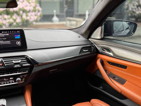2023 BMW M5