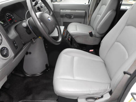 2009 Ford E-Series E-350 SD