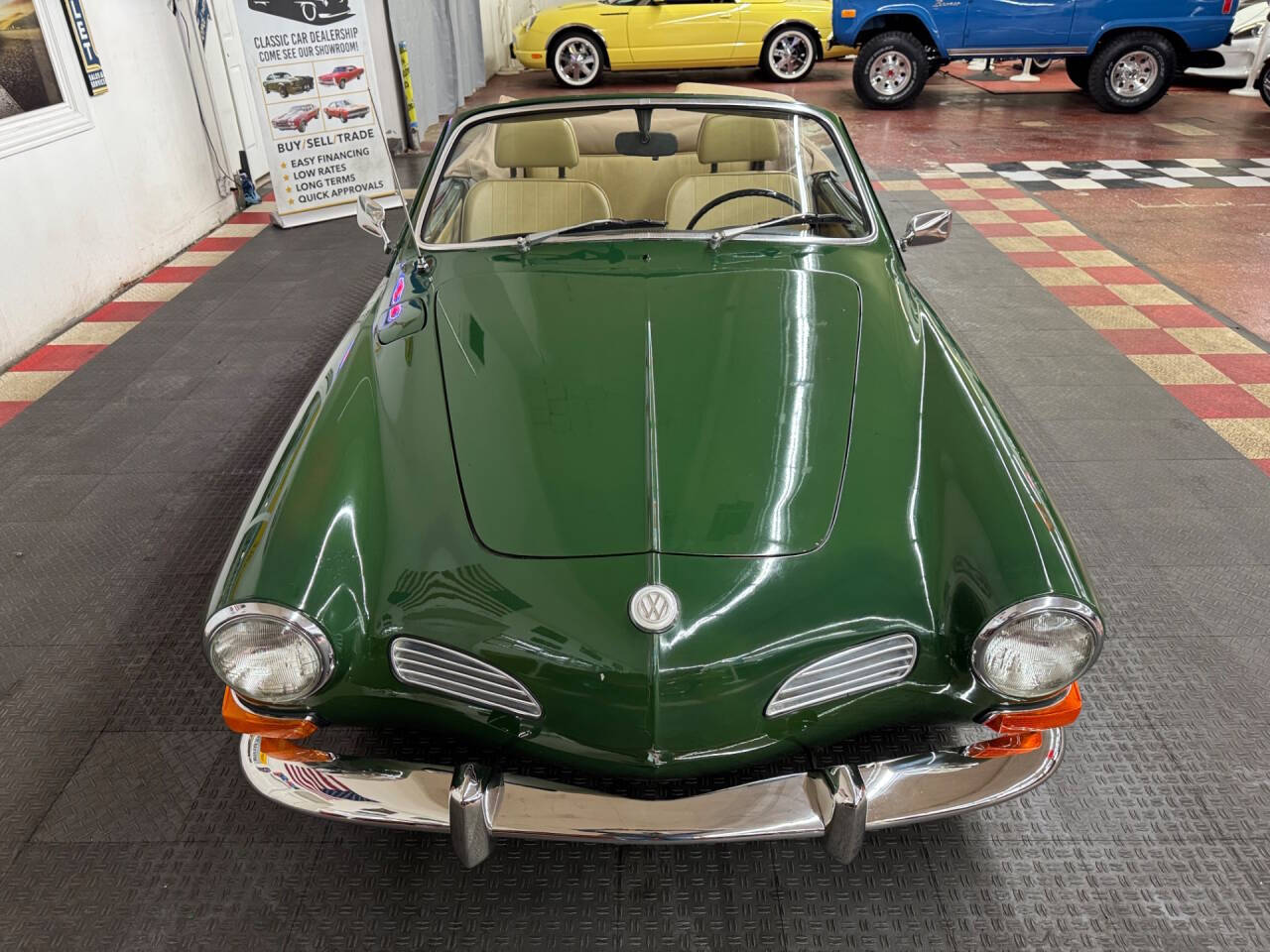 1971 Volkswagen Karmann Ghia 8