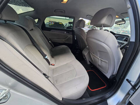 2016 Hyundai Sonata SE