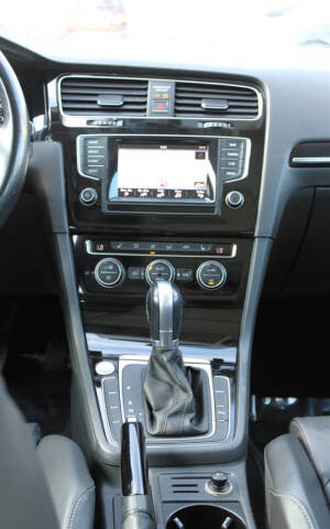 2015 Volkswagen Golf SportWagen TSI SEL