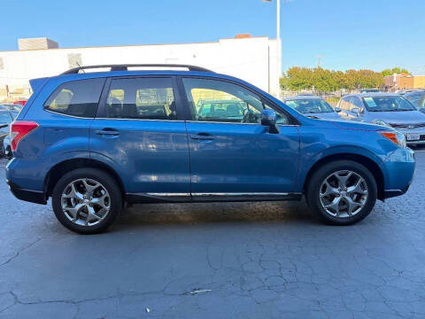 2015 Subaru Forester 2.5i Touring