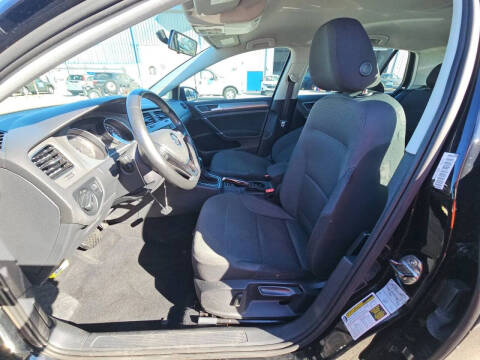 2016 Volkswagen Golf