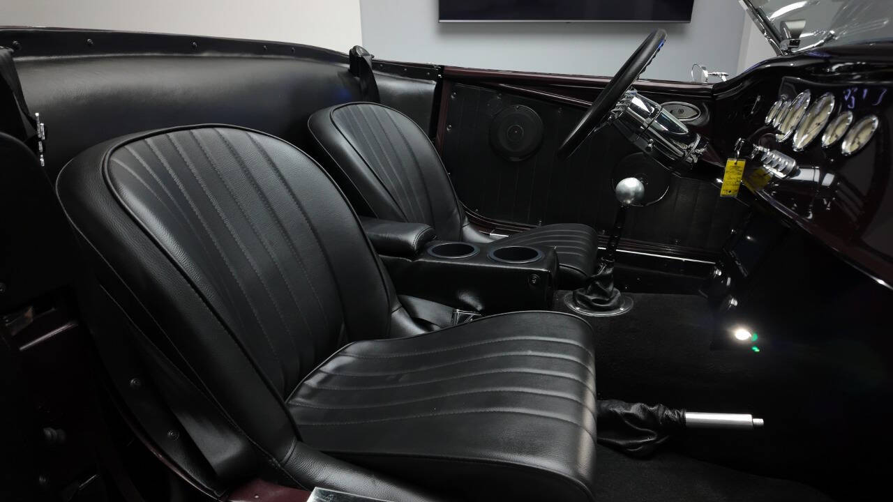 1933 Ford Factory 5 Hot Rod 51