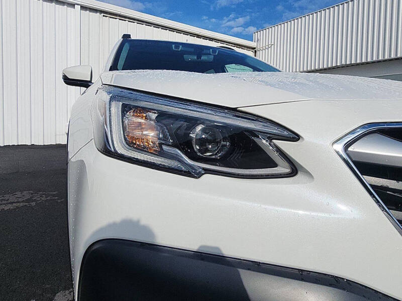 2022 Subaru Outback Limited XT