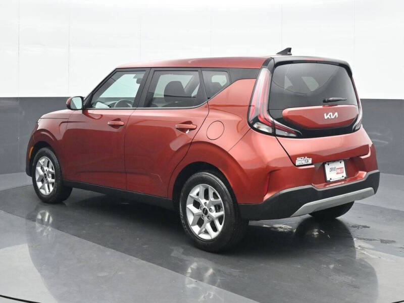 2023 Kia Soul LX