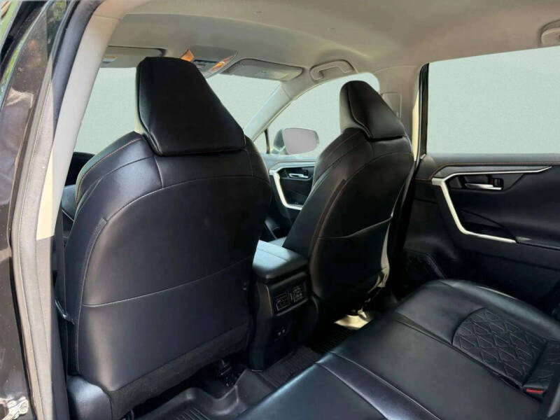 2020 Toyota RAV4 Adventure