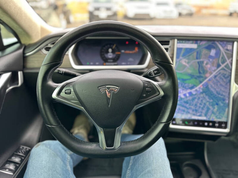 2014 Tesla Model S 85