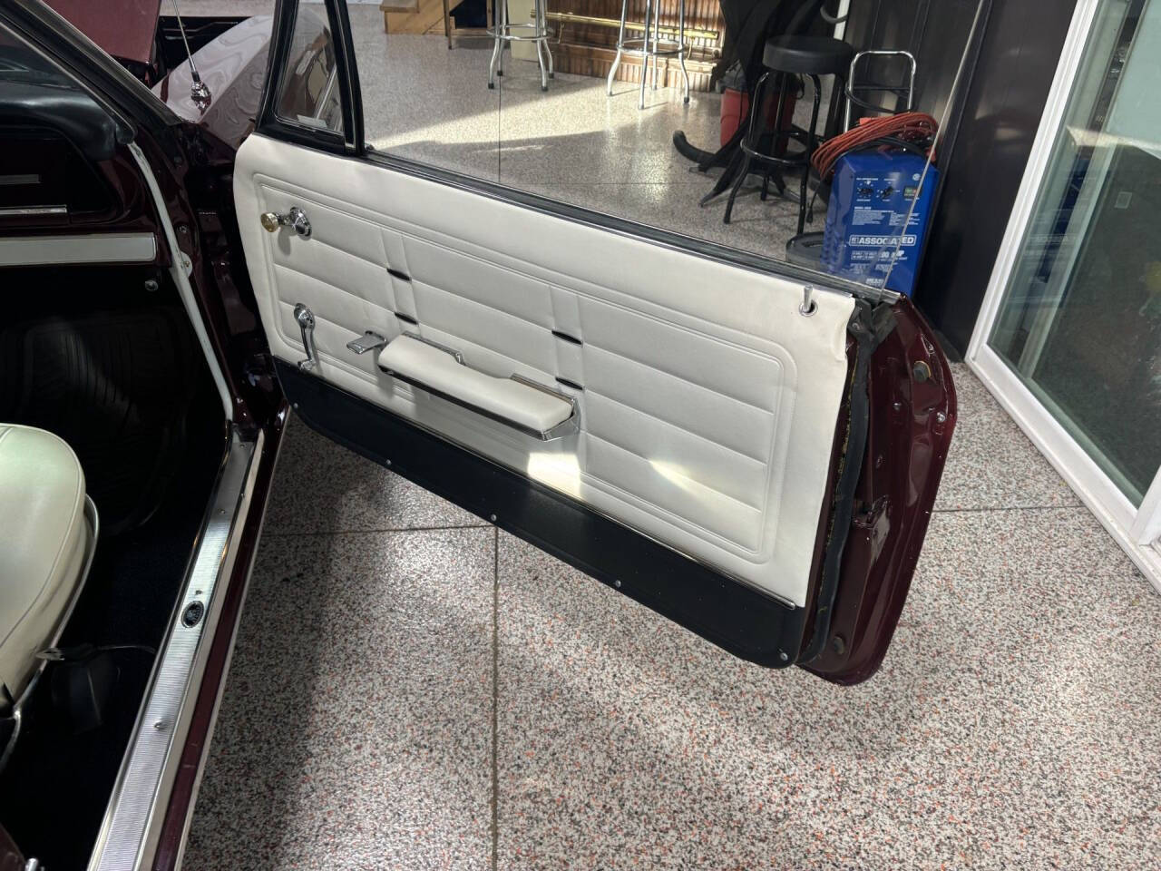 1966 Chevrolet Impala 27