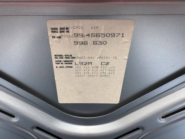 2004 Porsche 911 Carrera 4S