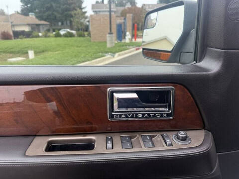 2014 Lincoln Navigator
