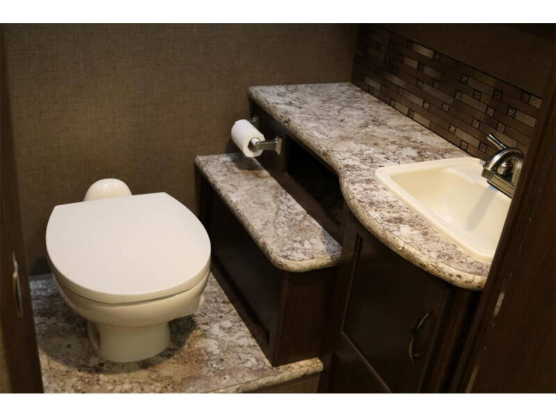 2017 Thor Motor Coach Chateau