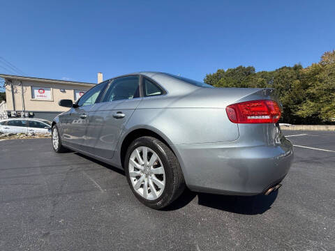 2010 Audi A4 2.0T quattro Premium Plus