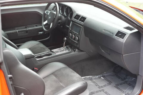 2008 Dodge Challenger SRT8