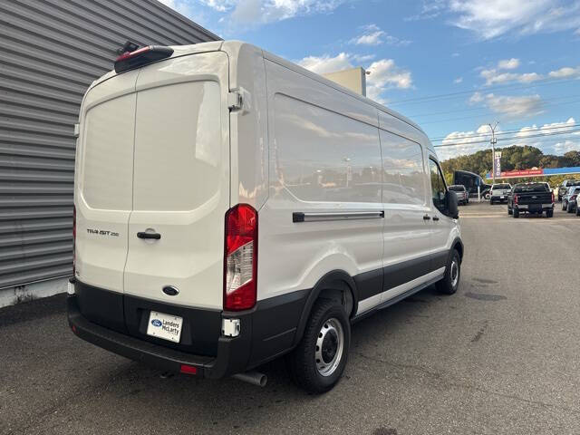 2025 Ford Transit 250