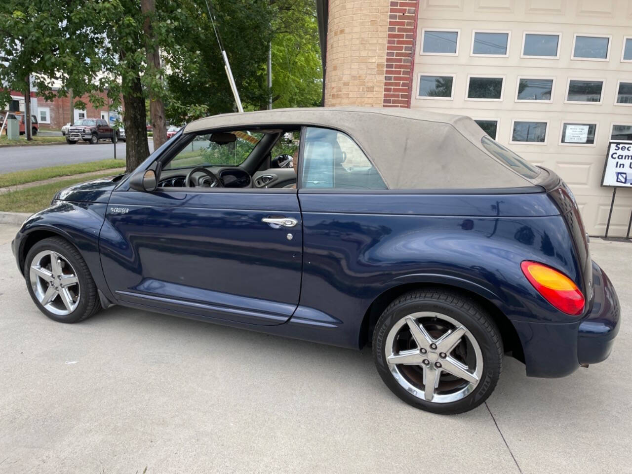 2005 Chrysler PT Cruiser for sale at American Dream Motors in Winchester, VA