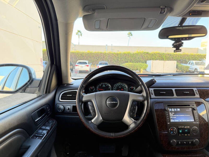 2014 GMC Yukon XL Denali