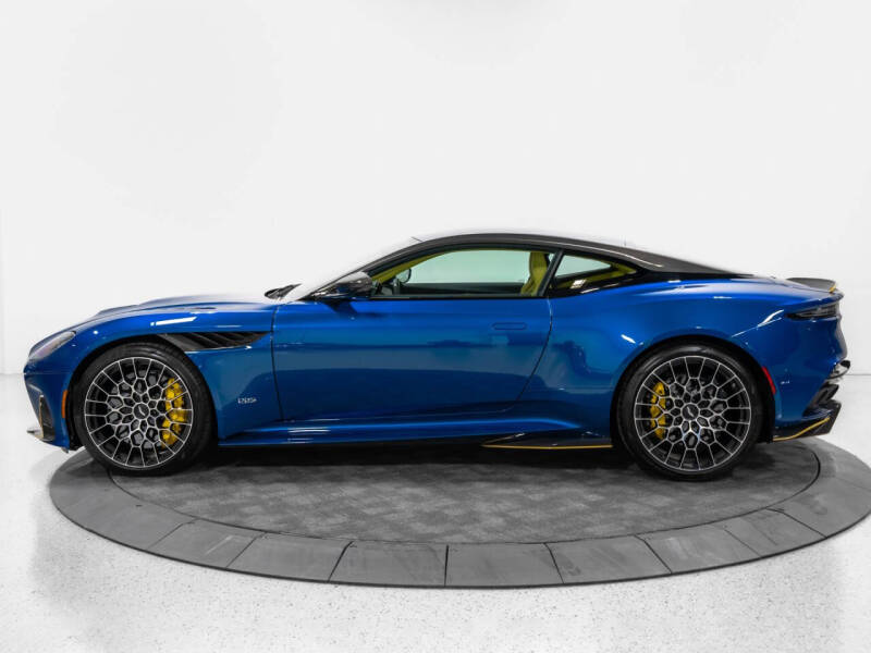 2023 Aston Martin DBS 770 Ultimate