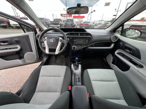 2014 Toyota Prius c Three