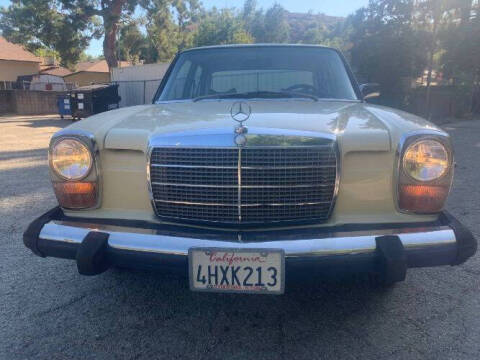 1976 Mercedes-Benz 240D