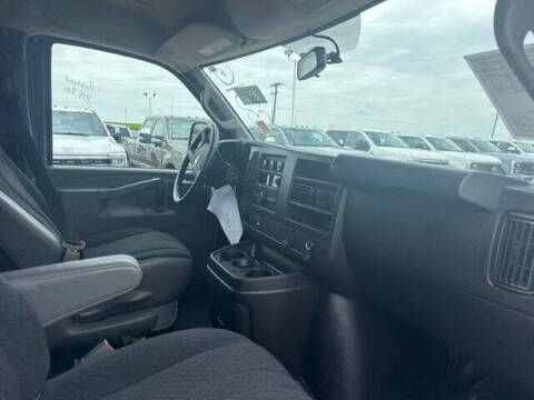 2025 Chevrolet Express 2500