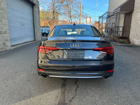 2017 Audi A4 2.0T quattro Premium Plus